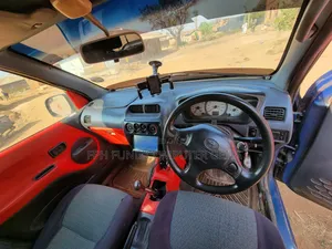 Toyota Cami 2005 Blue
