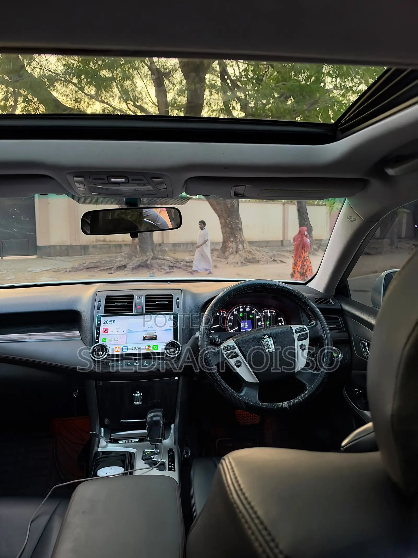 Toyota Crown 2011 White