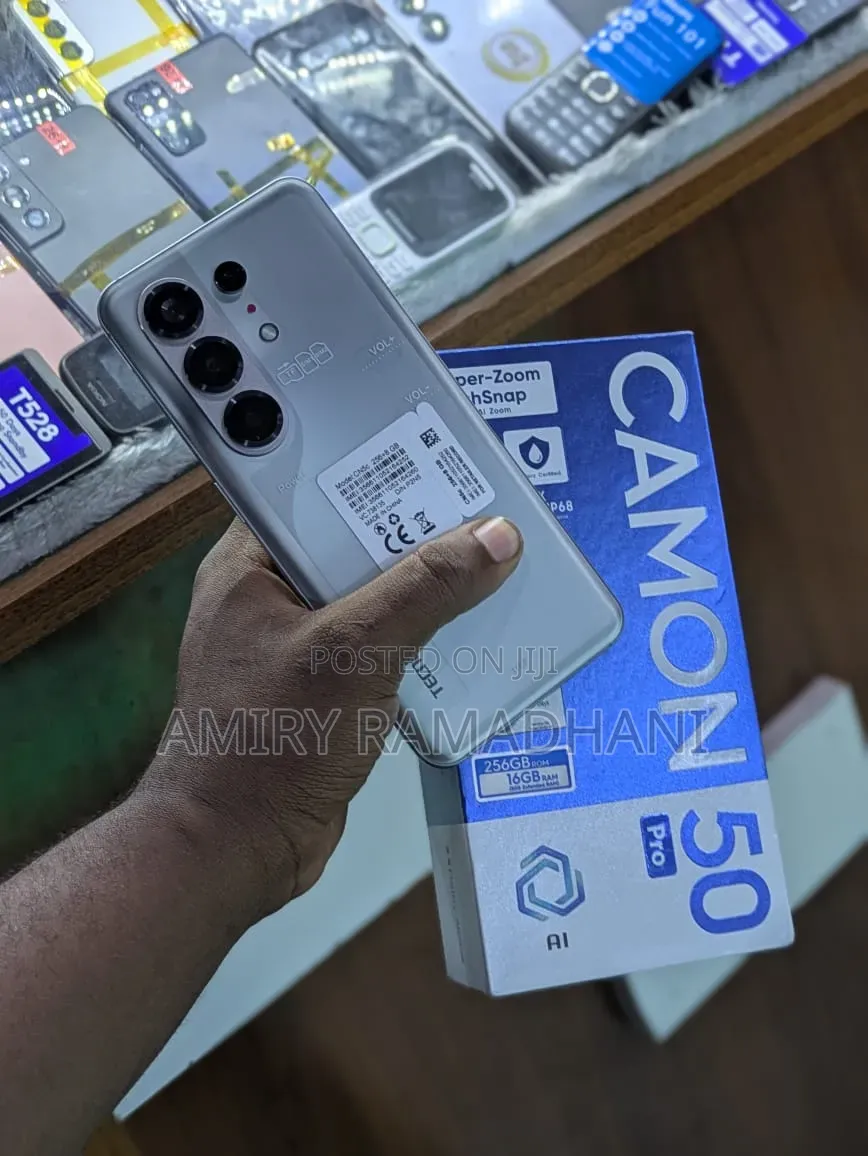 New Tecno Camon 50 Pro 256 GB Silver