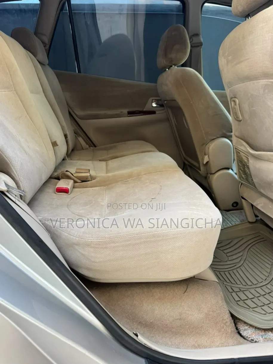 Toyota Corolla Spacio 2004