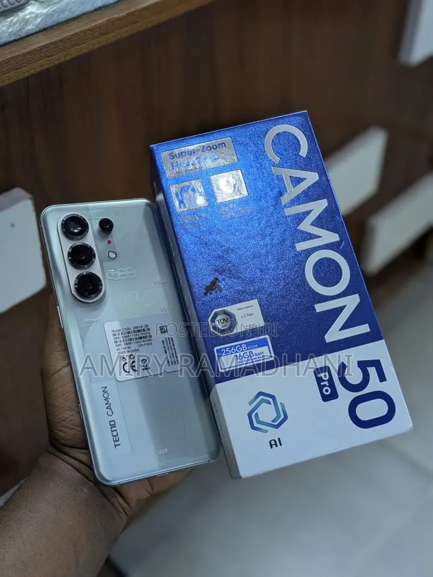 New Tecno Camon 50 Pro 256 GB Silver