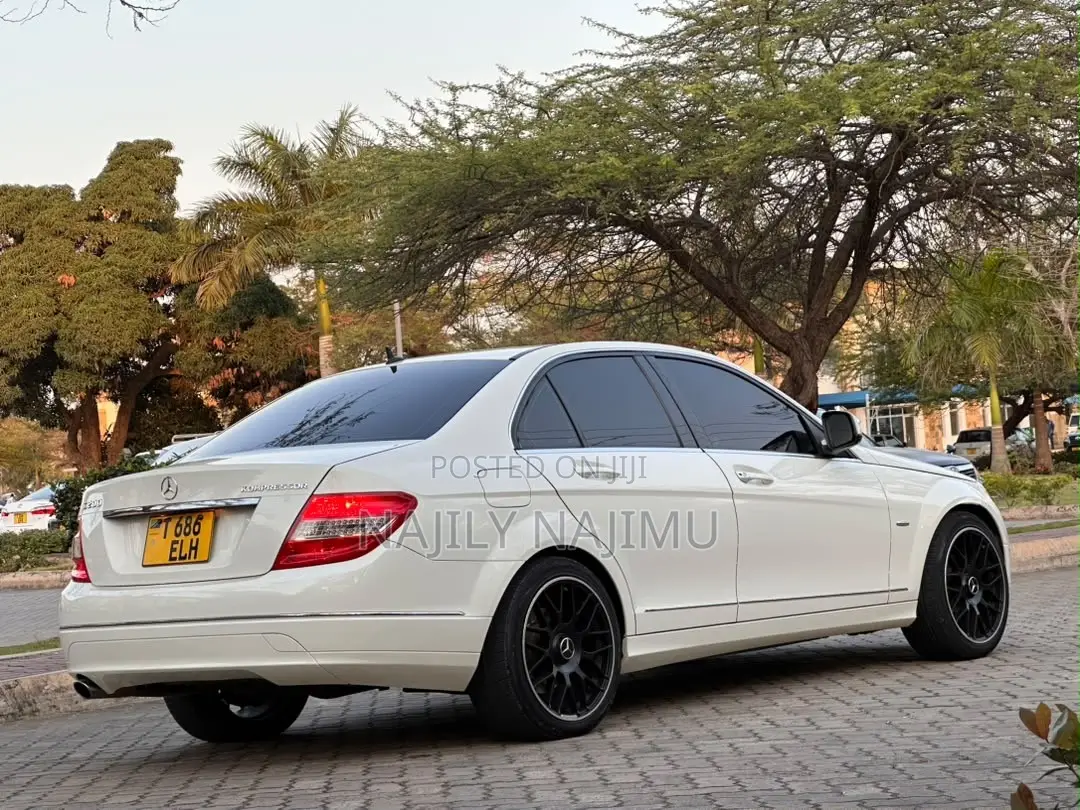 Mercedes-Benz C-Class C 180 Kompressor (S203) 2007 White