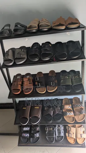 Sandals – MR BIG Outfit