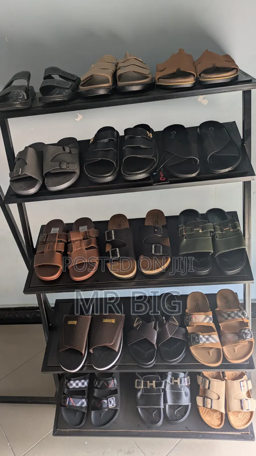 Sandals – MR BIG Outfit