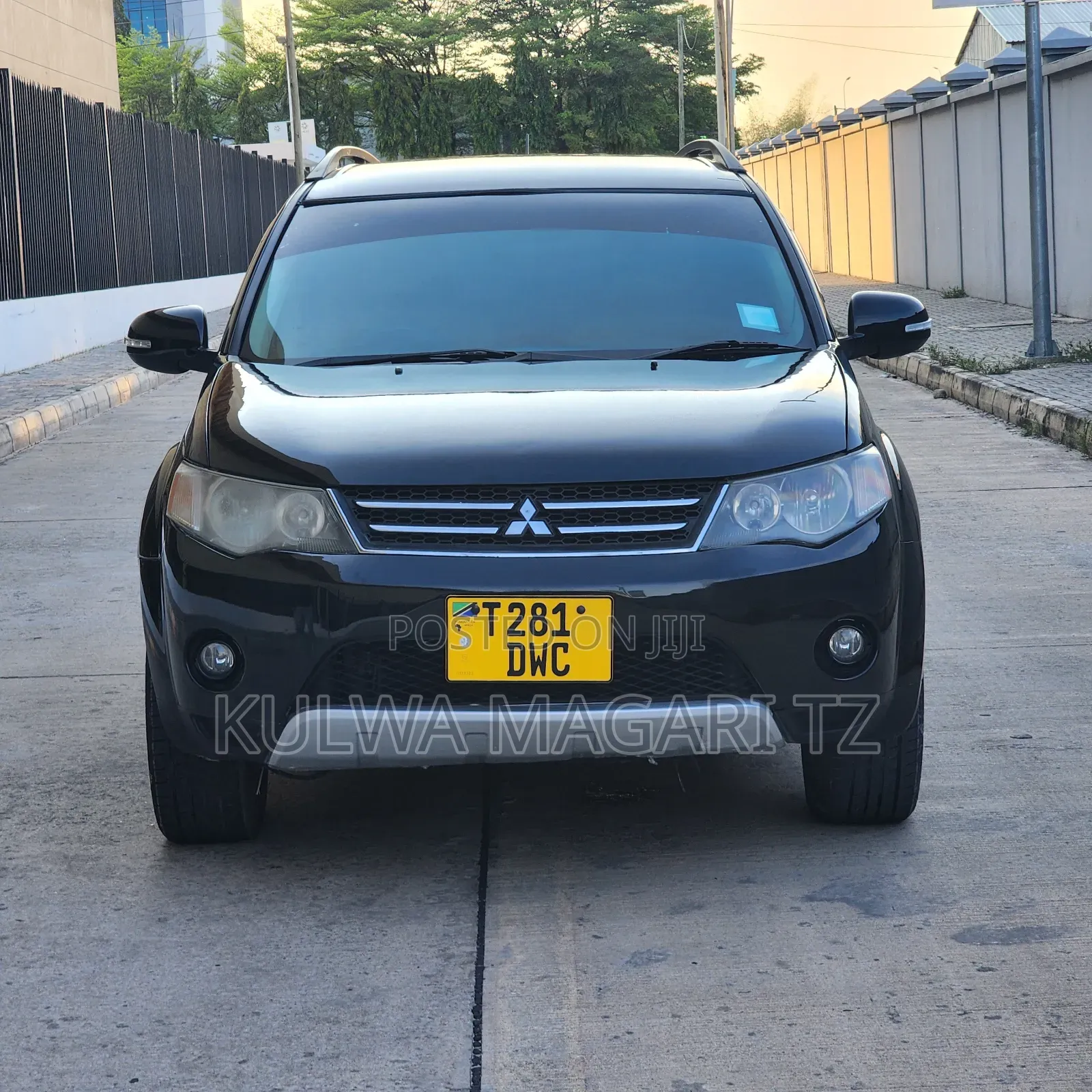 Mitsubishi Outlander 2010 Black