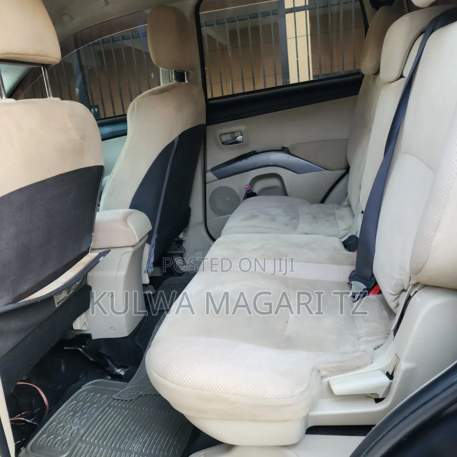 Mitsubishi Outlander 2010 Black