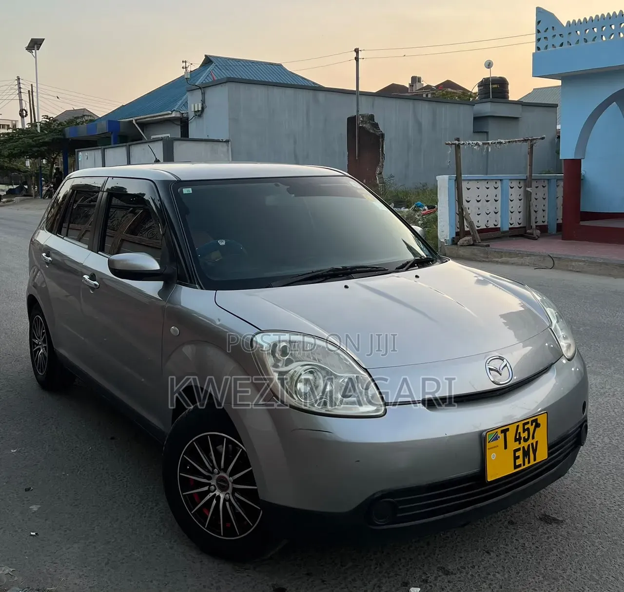 Mazda Verisa 2010 Gray