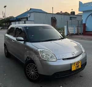 Mazda Verisa 2010 Gray
