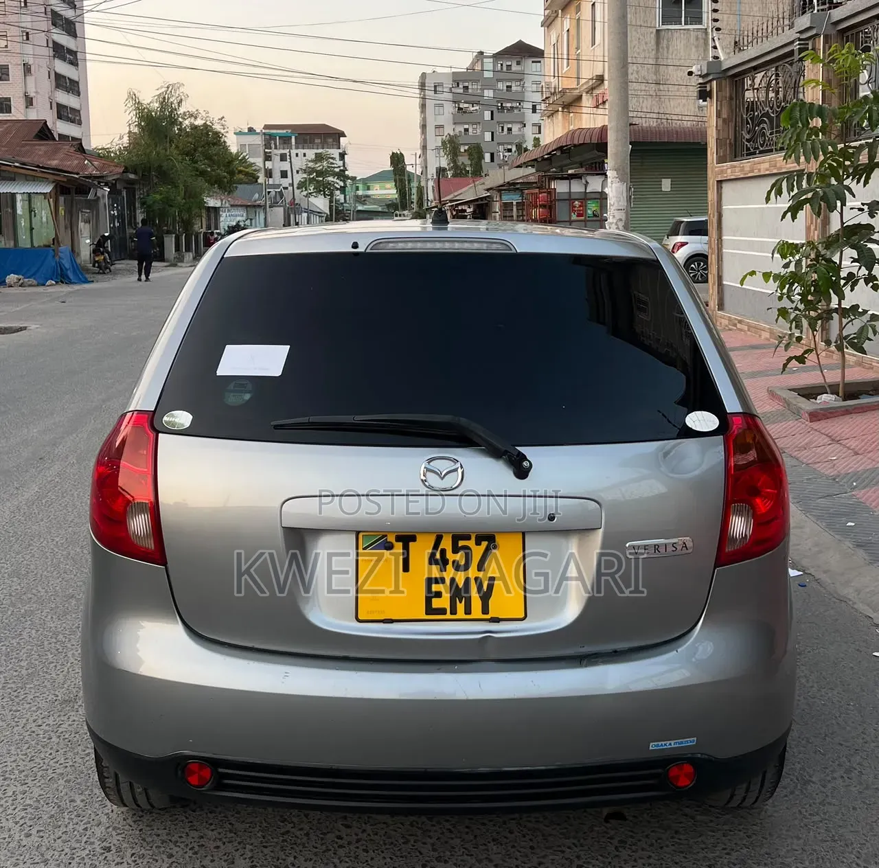 Mazda Verisa 2010 Gray