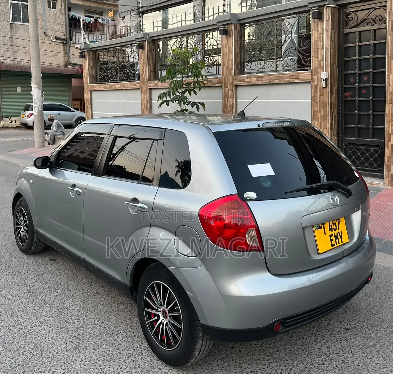 Mazda Verisa 2010 Gray