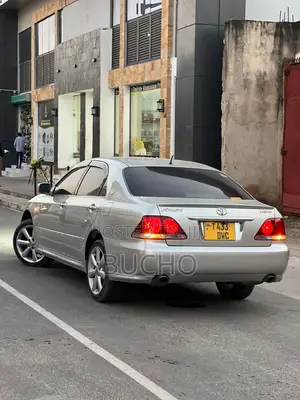 Toyota Crown 2007 Silver