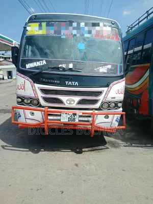 Tata LPO 2018 White