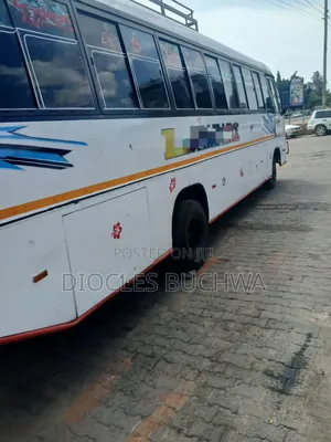 Tata LPO 2018 White
