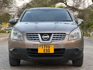Nissan Dualis 2009 Gold