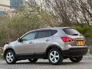 Nissan Dualis 2009 Gold