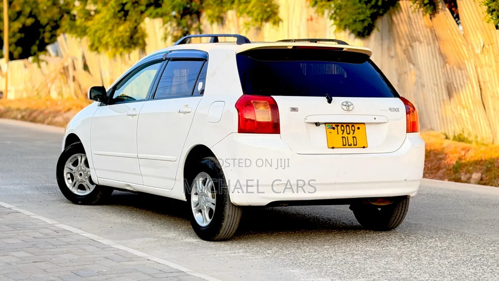 Toyota Corolla RunX 2003 White