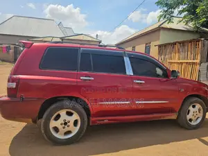 Toyota Kluger 2005 Maroon