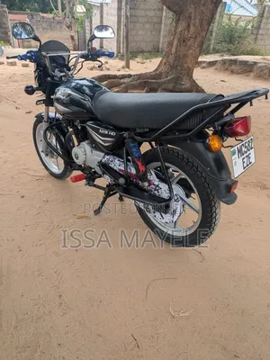 Bajaj Boxer 125 2025 Black