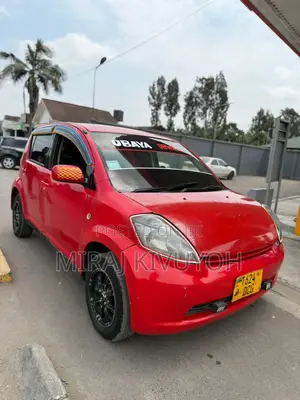 Toyota Passo 2004 Red