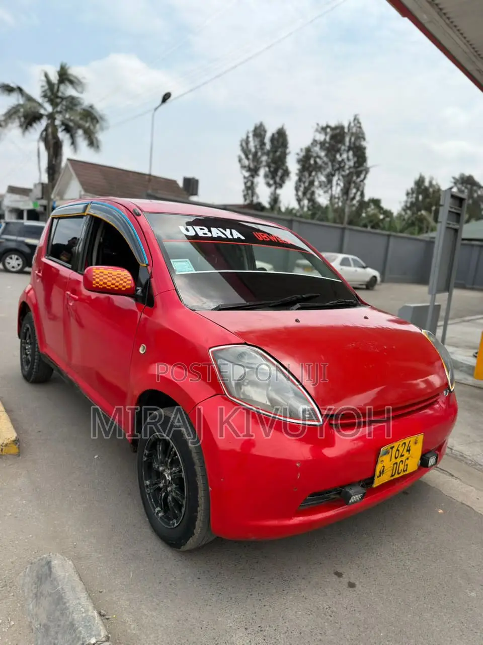 Toyota Passo 2004 Red