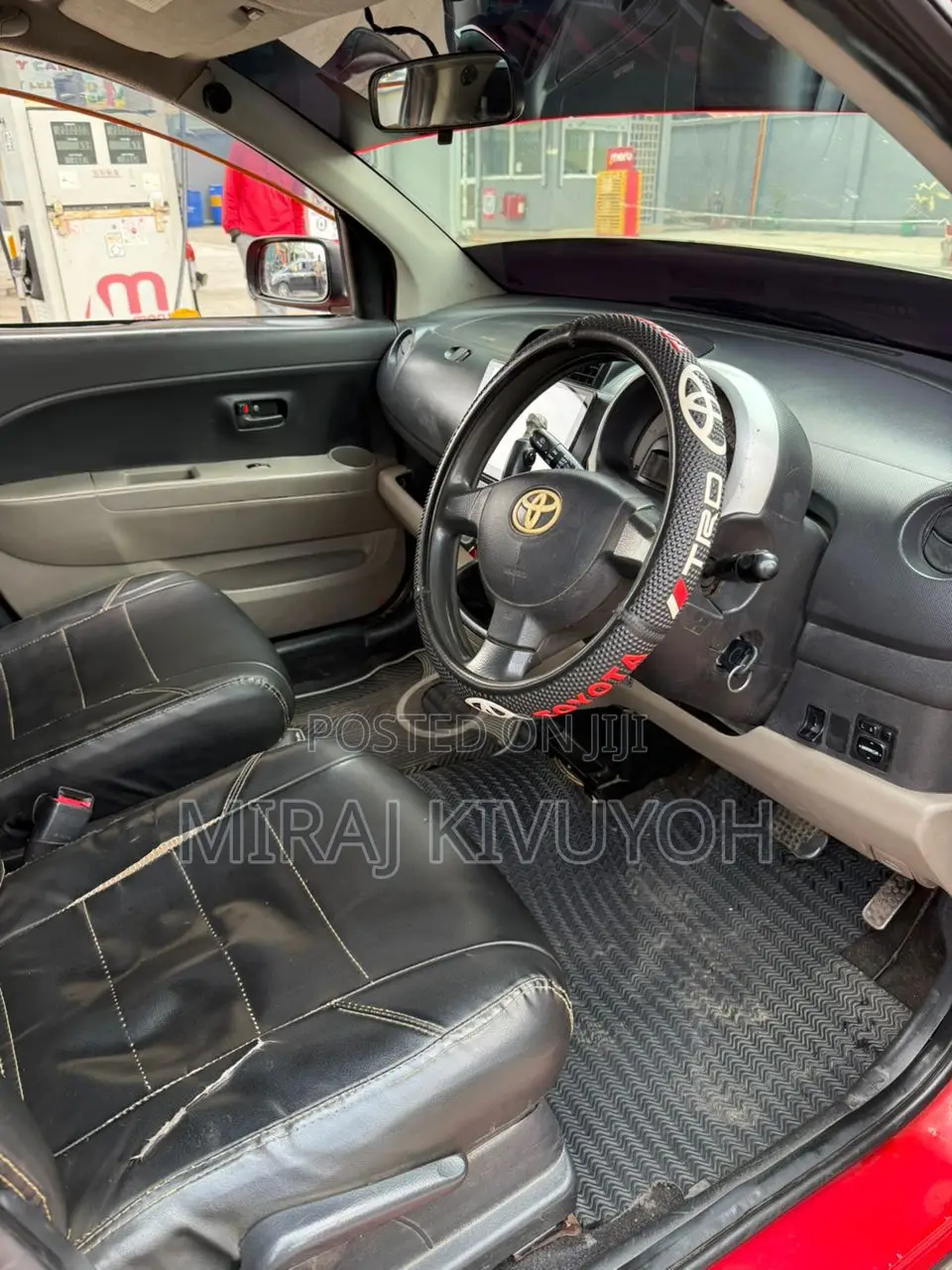 Toyota Passo 2004 Red