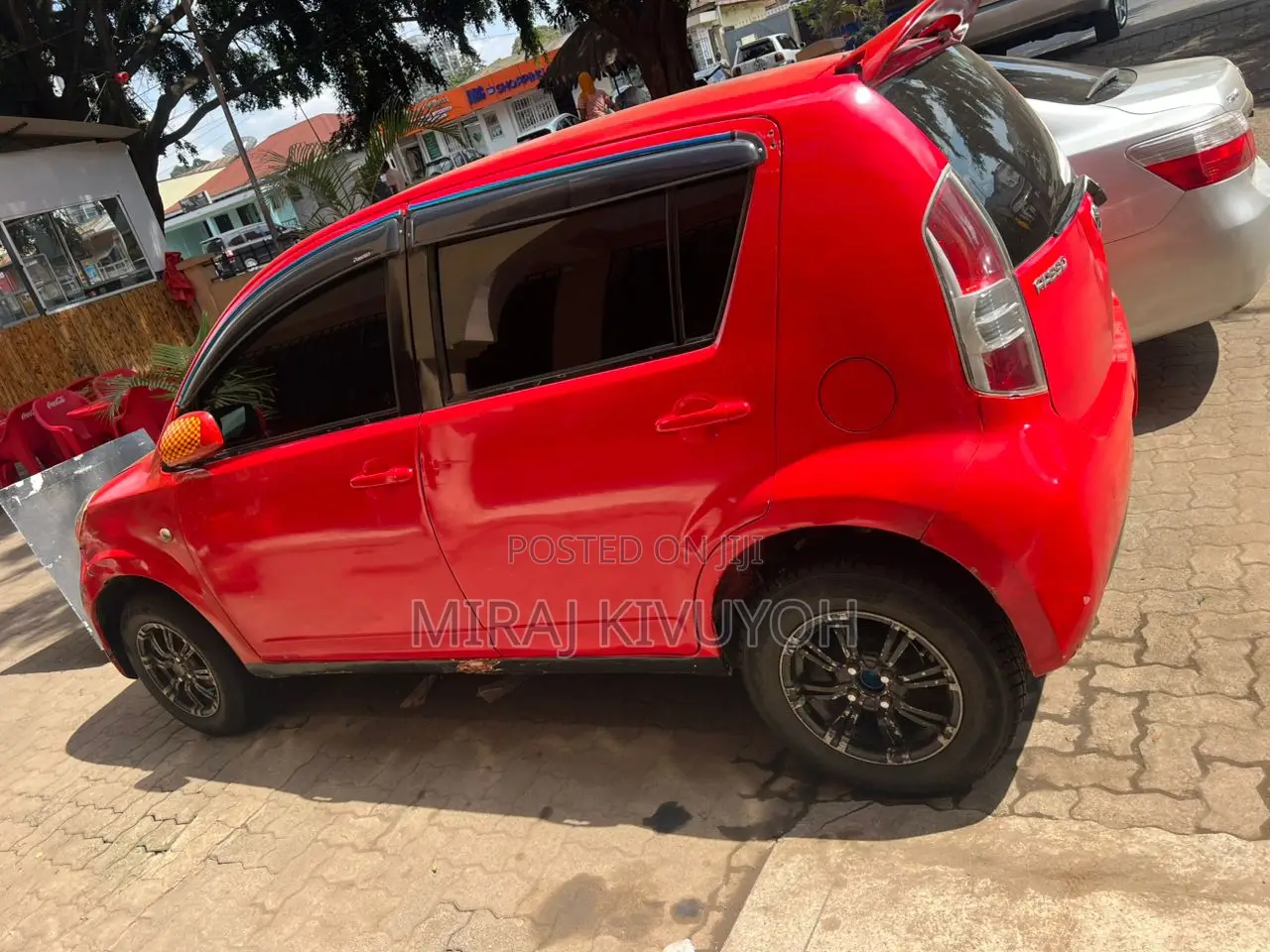 Toyota Passo 2004 Red