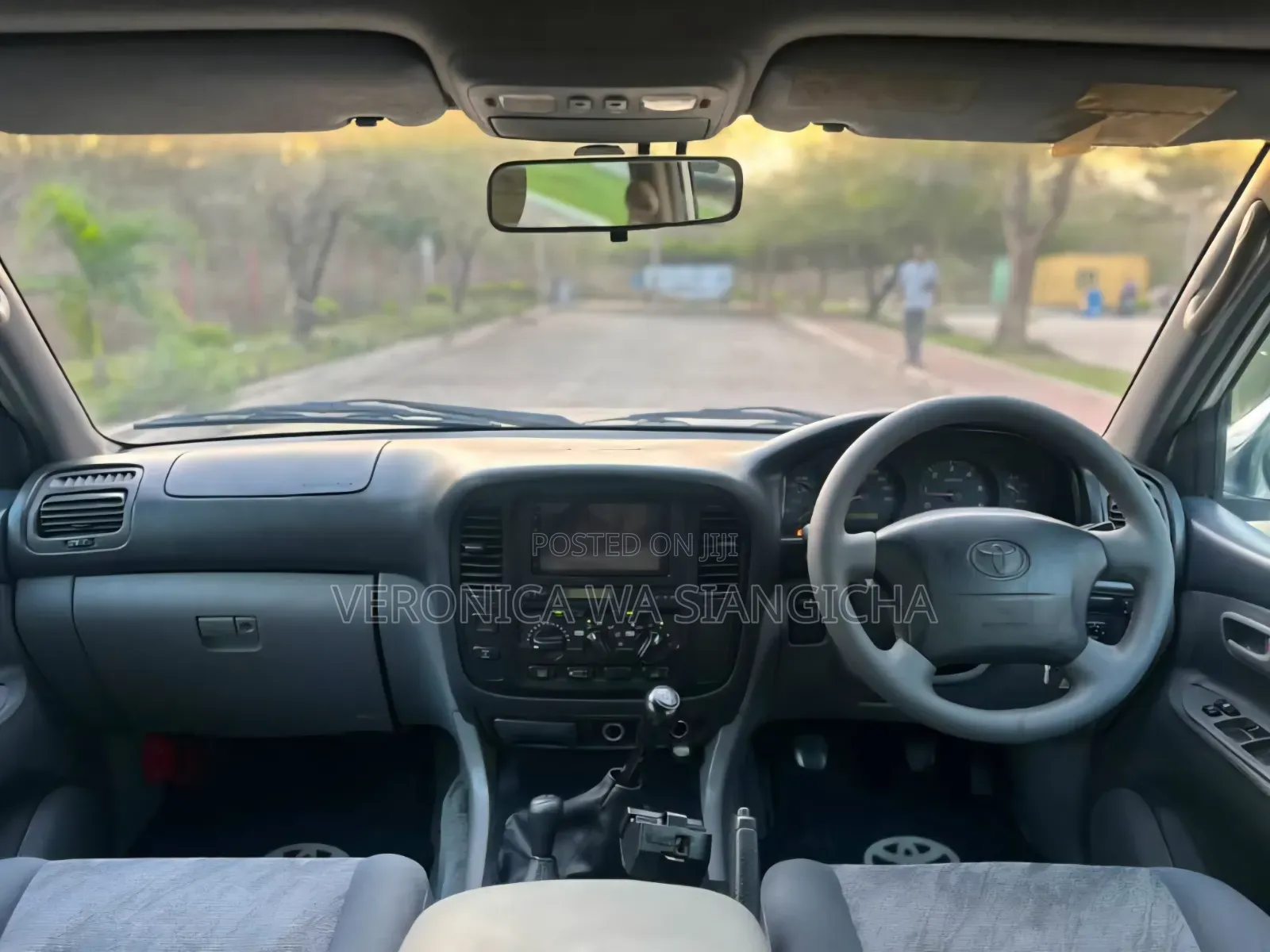 Toyota Land Cruiser 2001