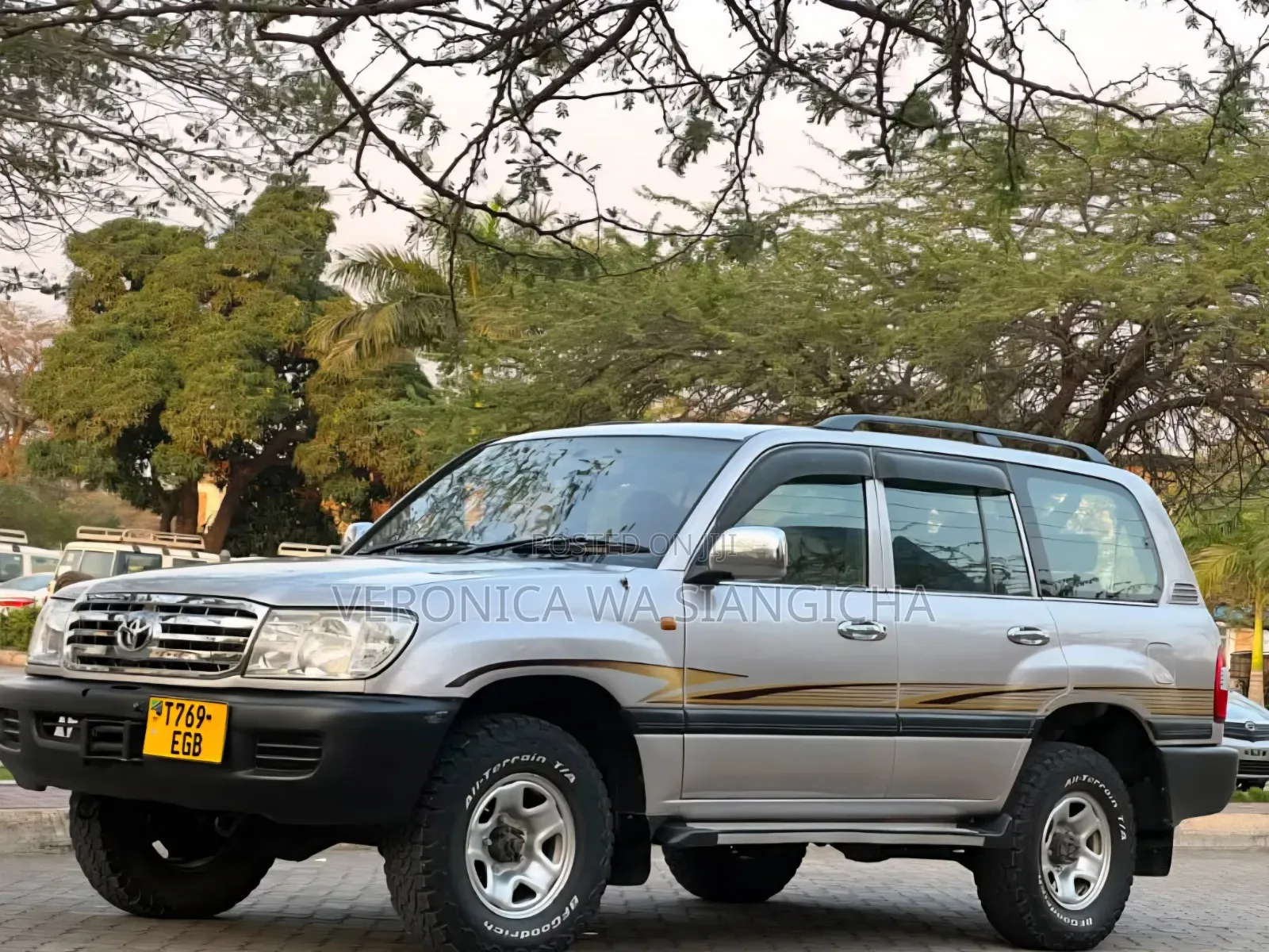 Toyota Land Cruiser 2001
