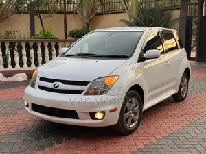 Toyota IST 2005 White