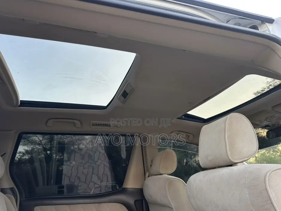 Toyota Alphard 2007 White