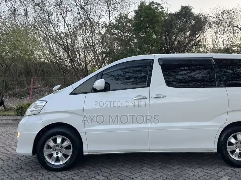 Toyota Alphard 2007 White
