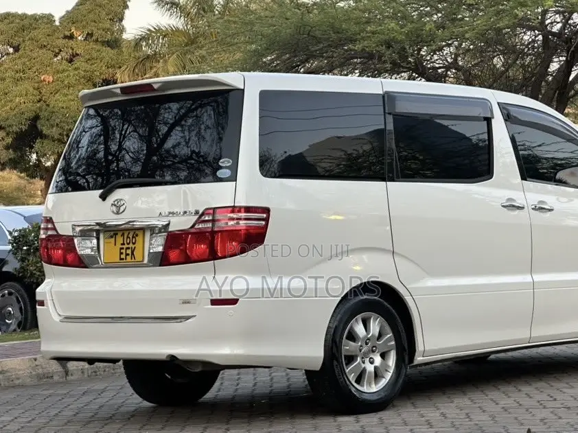 Toyota Alphard 2007 White