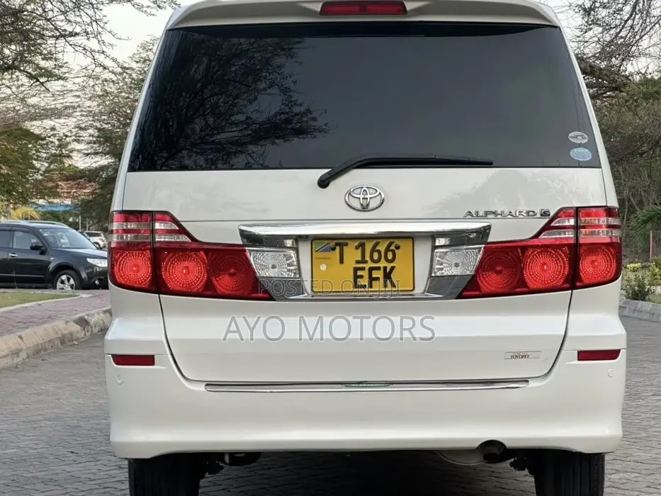 Toyota Alphard 2007 White