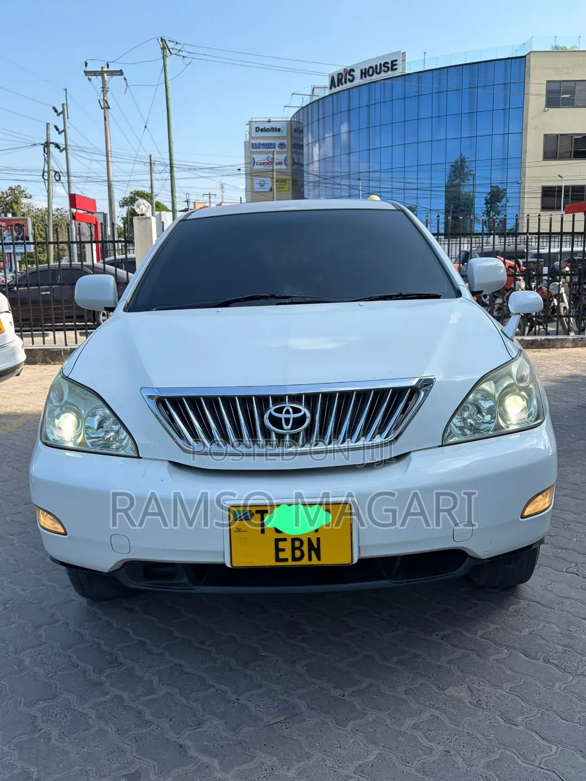 Toyota Harrier 2007 White