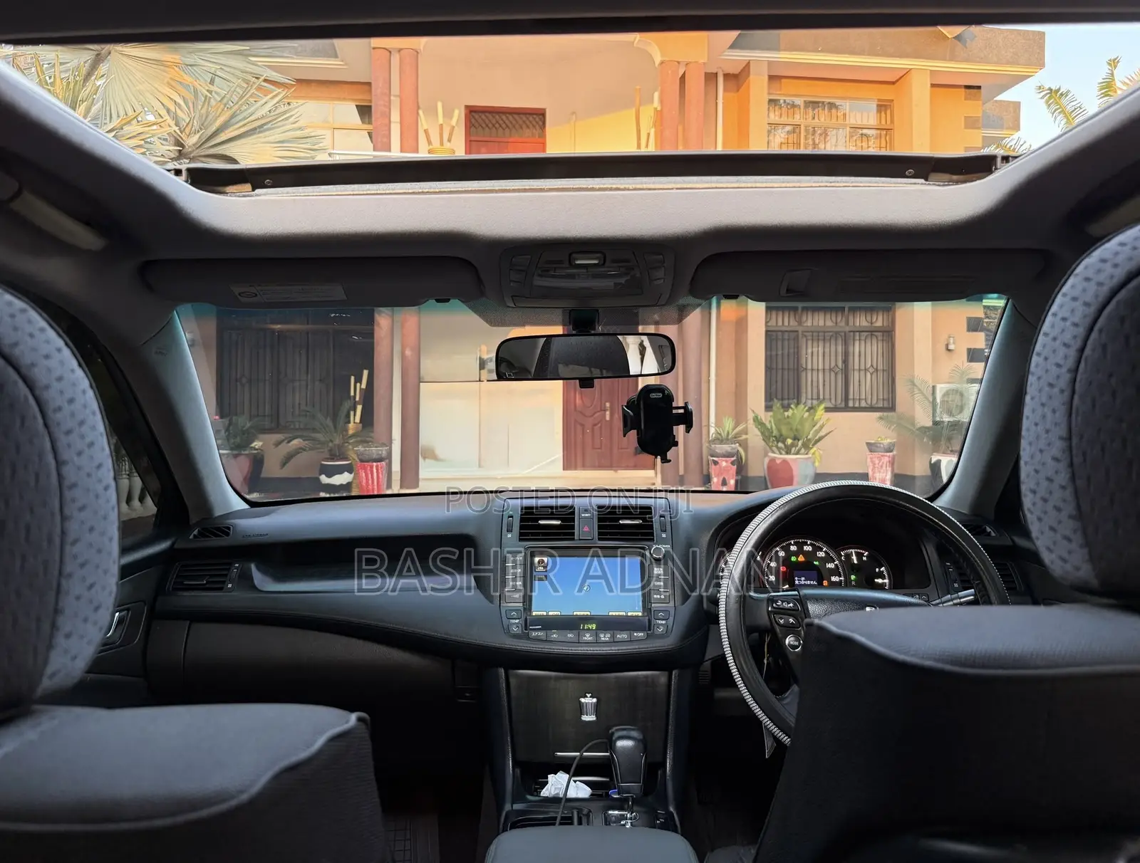 Toyota Crown 2009 Off white
