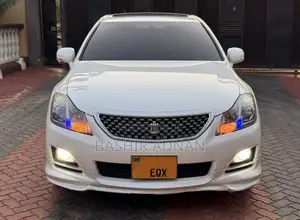 Toyota Crown 2009 Off white