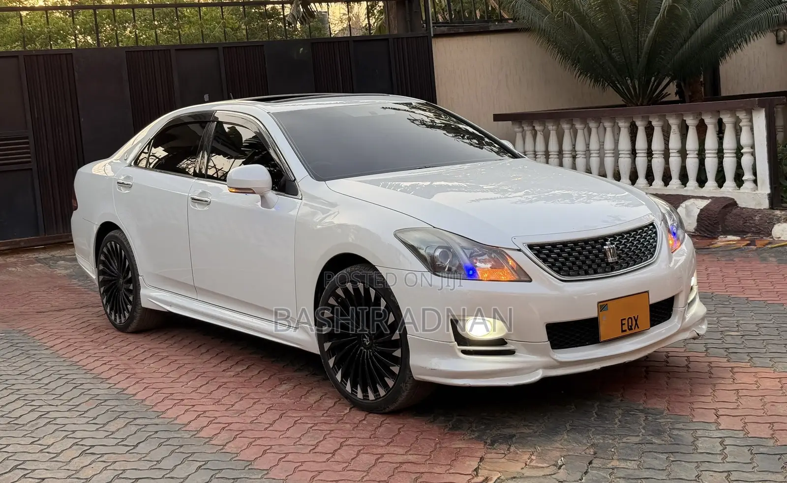 Toyota Crown 2009 Off white