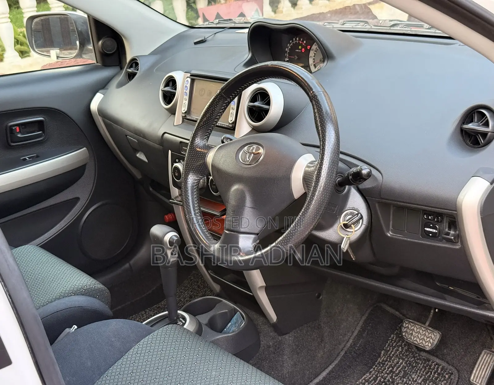 Toyota IST 2006 White