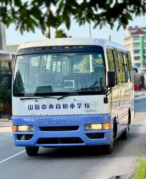 Nissan Civilian 2002 White