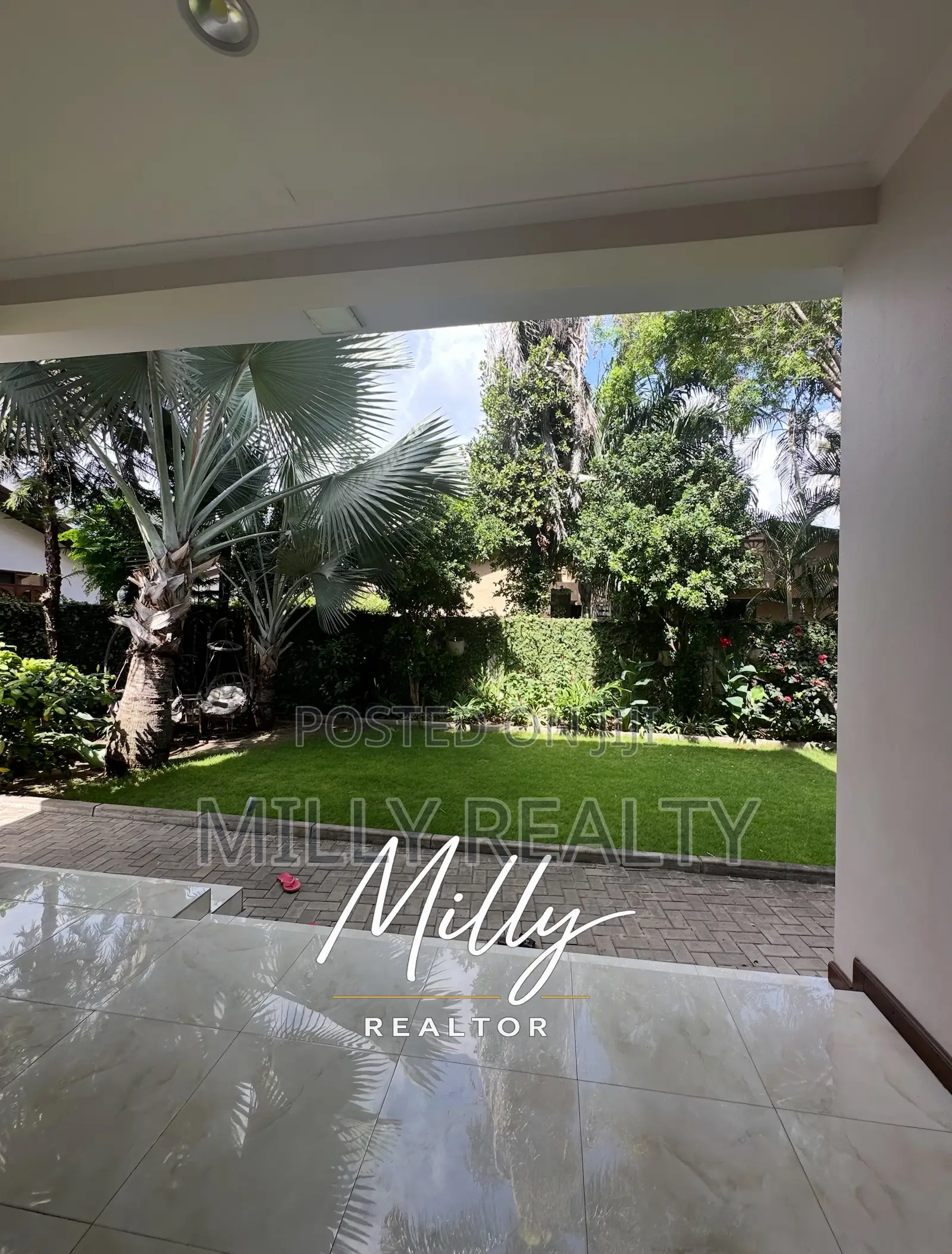 5bdrm House in Mikocheni "B Home for sale