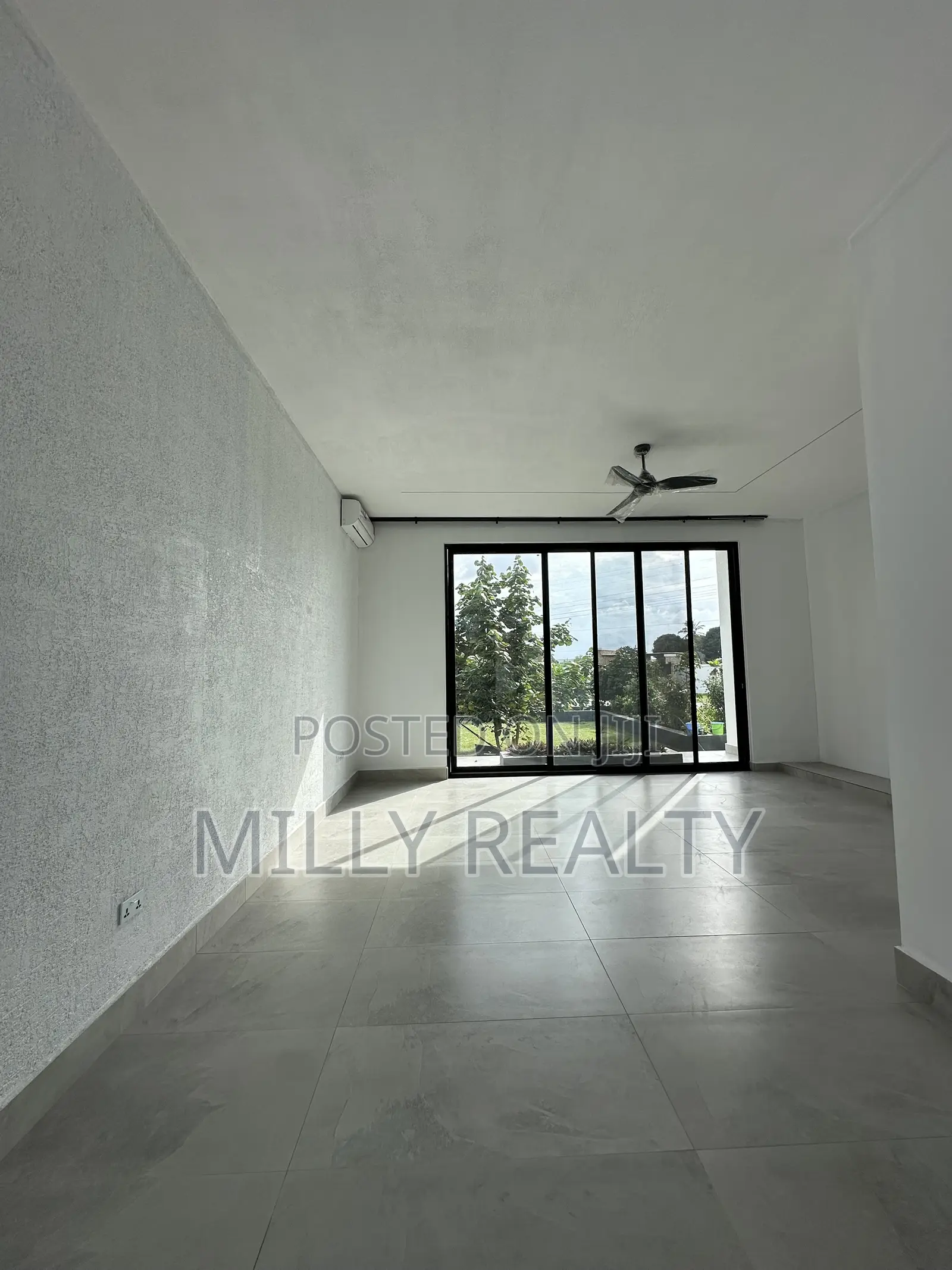 6bdrm Mansion in Premium Mansion Home, Kunduchi for sale