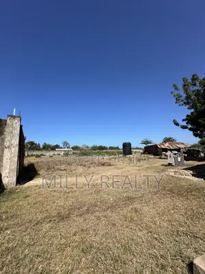 Massive Land for Sale BAHARI BEACH