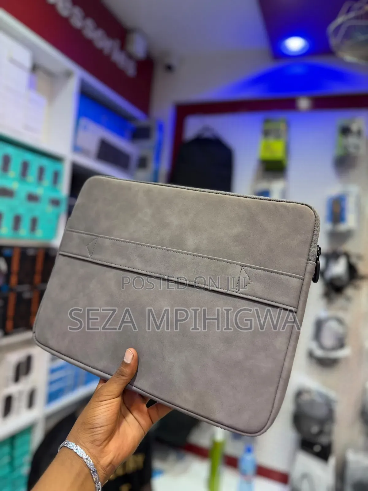 Quality Leather Laptop Sleeve Bag / Pochi Ya Laptop - Brand New