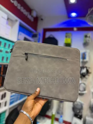 Quality Leather Laptop Sleeve Bag / Pochi Ya Laptop - Brand New