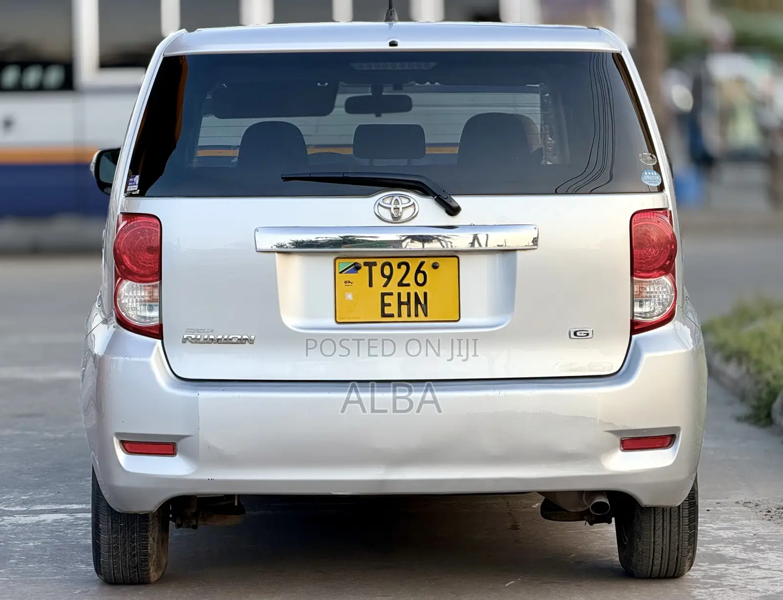 Toyota Corolla Rumion 2010 Silver