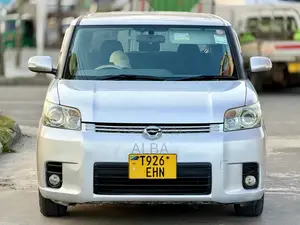 Toyota Corolla Rumion 2010 Silver