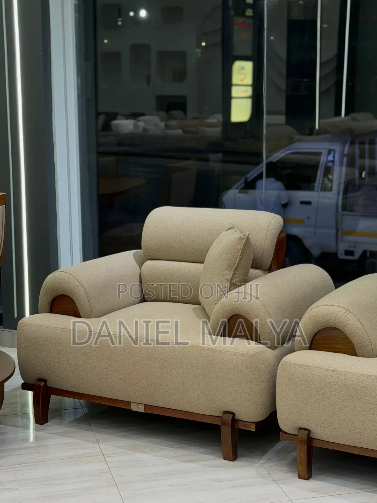 Sofa Set Watu7 Full Spring and Fiber Very Comfort Fahari Ya Sebule Yk