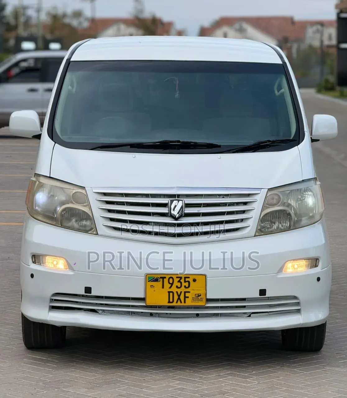 Toyota Alphard 2.4 Petrol AWD 2005 White