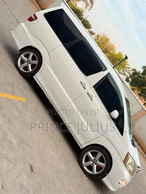 Toyota Alphard 2.4 Petrol AWD 2005 White