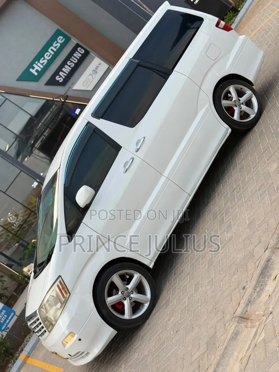Toyota Alphard 2.4 Petrol AWD 2005 White